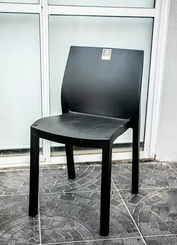 Combo 6 Sillas Paris Negro Mascardi Plastico Exterior
